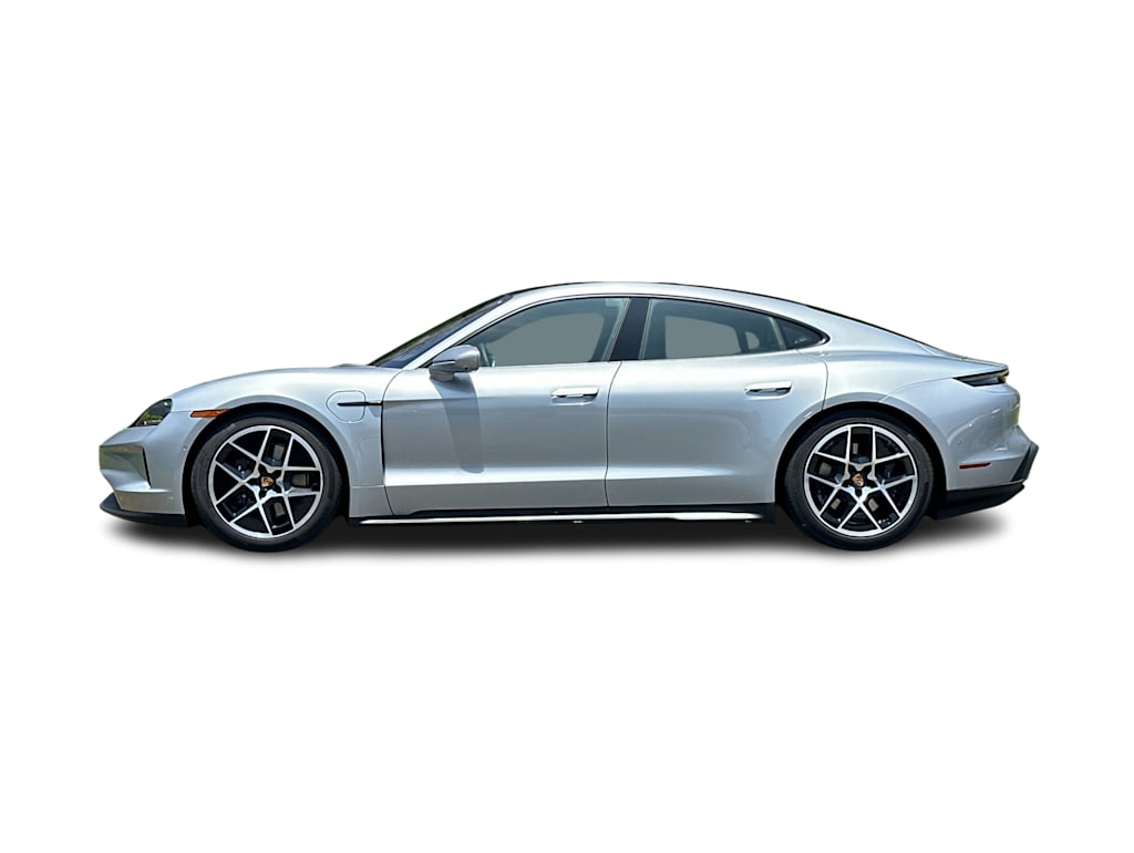 Thumbnail: 2026 Porsche Taycan - 3
