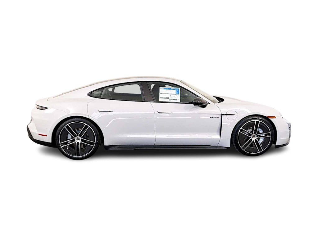 Thumbnail: 2025 Porsche Taycan - 17