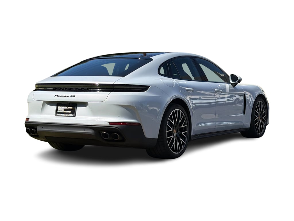Thumbnail: 2026 Porsche Panamera - 17