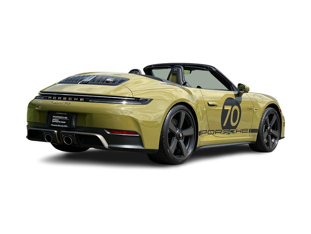 Thumbnail: 2026 Porsche 911 - 16