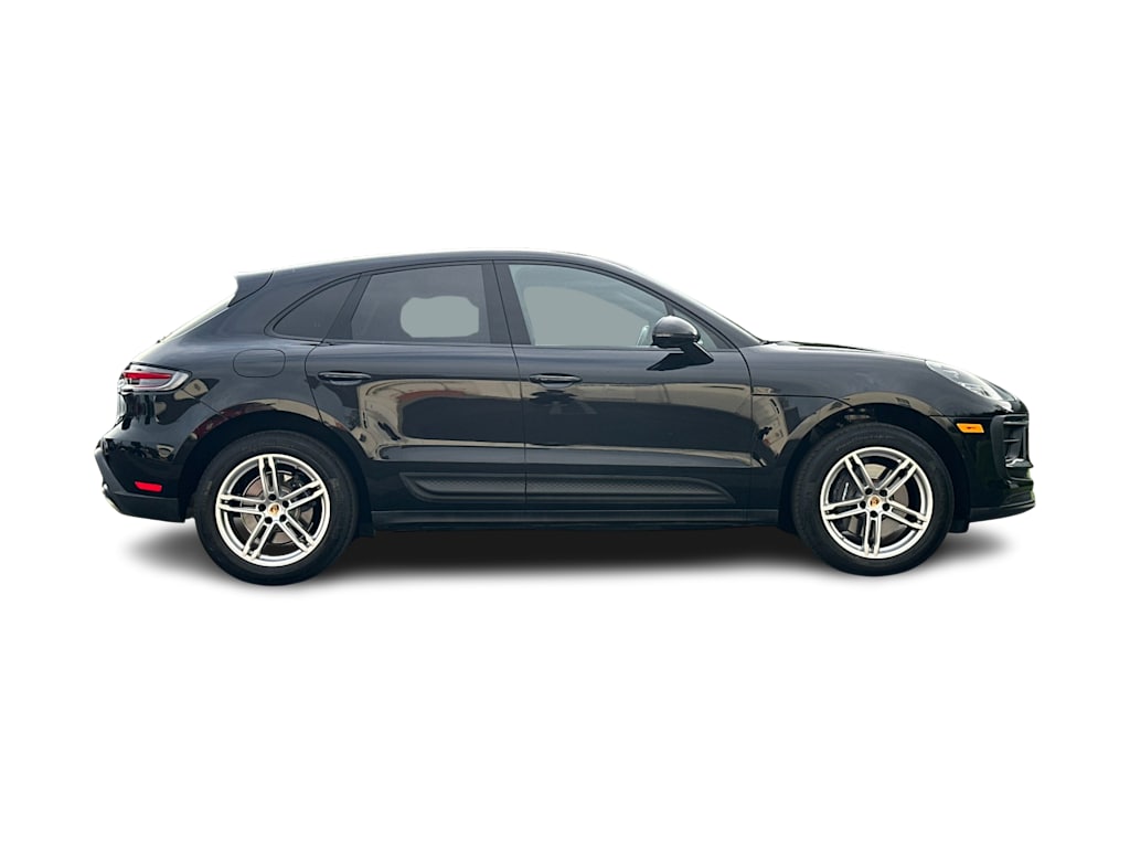 Thumbnail: 2025 Porsche Macan - 20