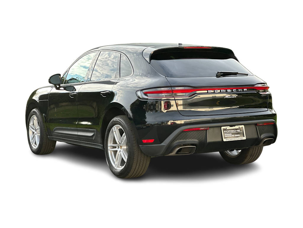 Thumbnail: 2025 Porsche Macan - 4