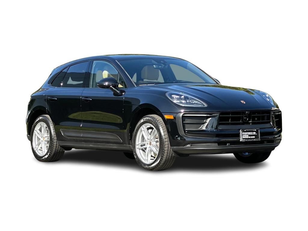 Thumbnail: 2025 Porsche Macan - 22