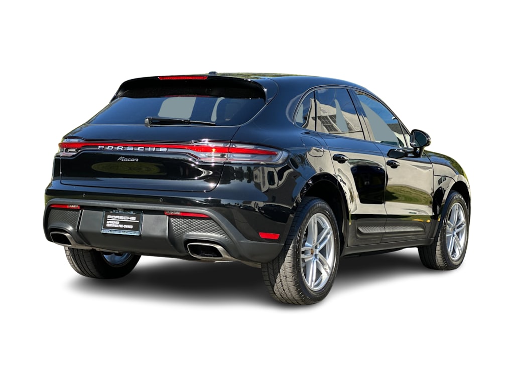 Thumbnail: 2025 Porsche Macan - 20
