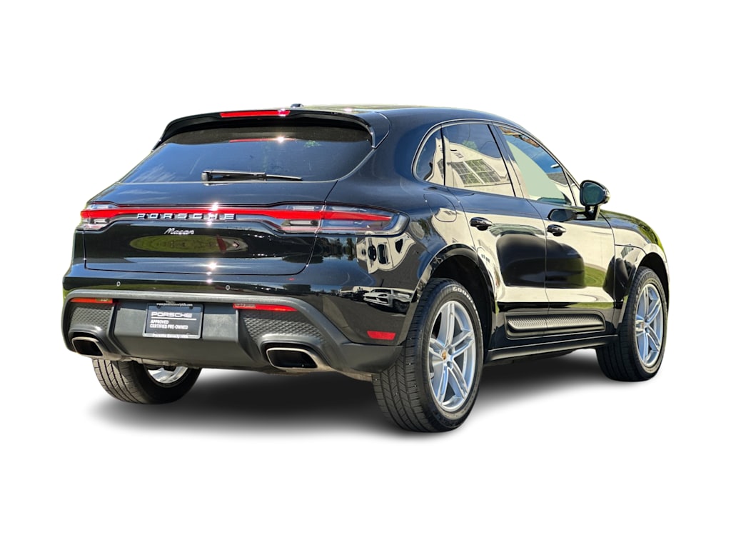 Thumbnail: 2025 Porsche Macan - 18