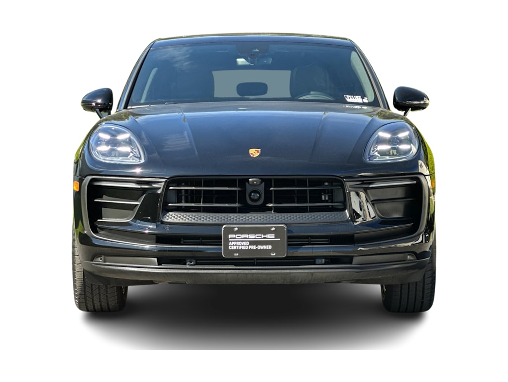 Thumbnail: 2025 Porsche Macan - 21