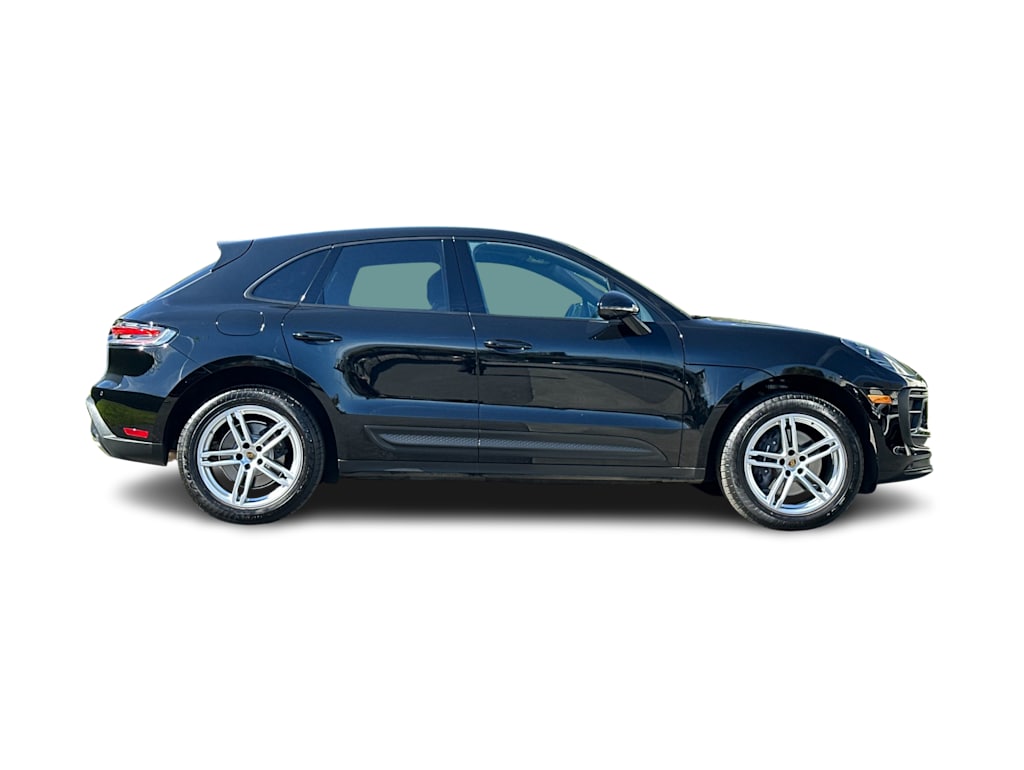 Thumbnail: 2025 Porsche Macan - 19