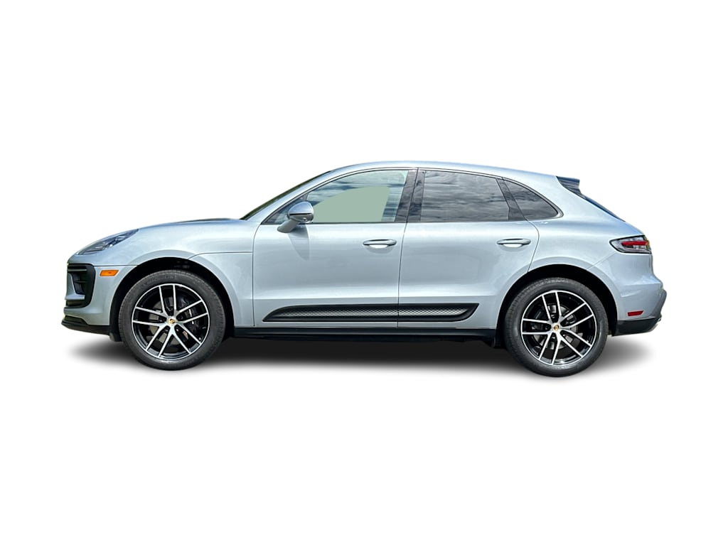 Thumbnail: 2025 Porsche Macan - 3