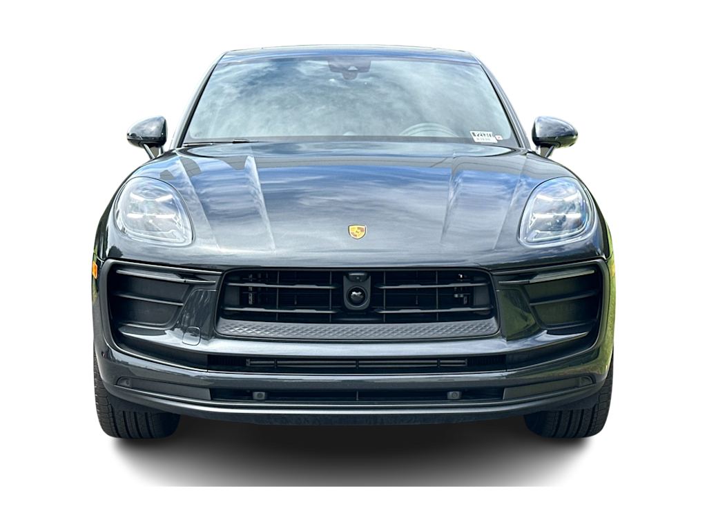 Thumbnail: 2025 Porsche Macan - 20