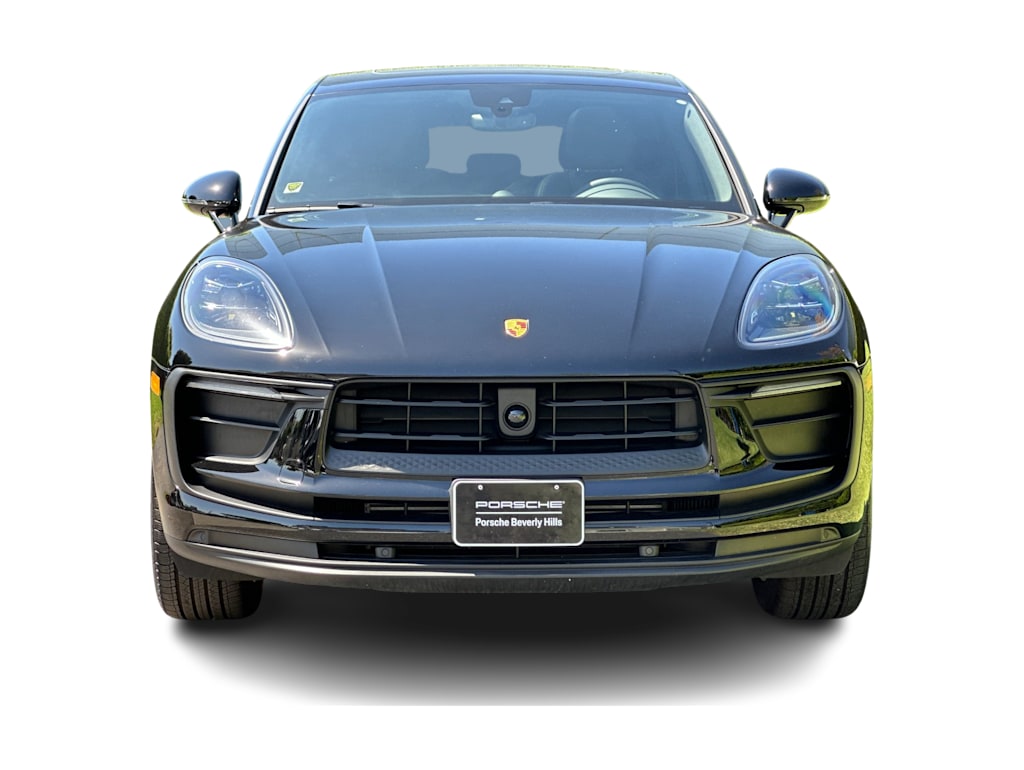Thumbnail: 2026 Porsche Macan - 20