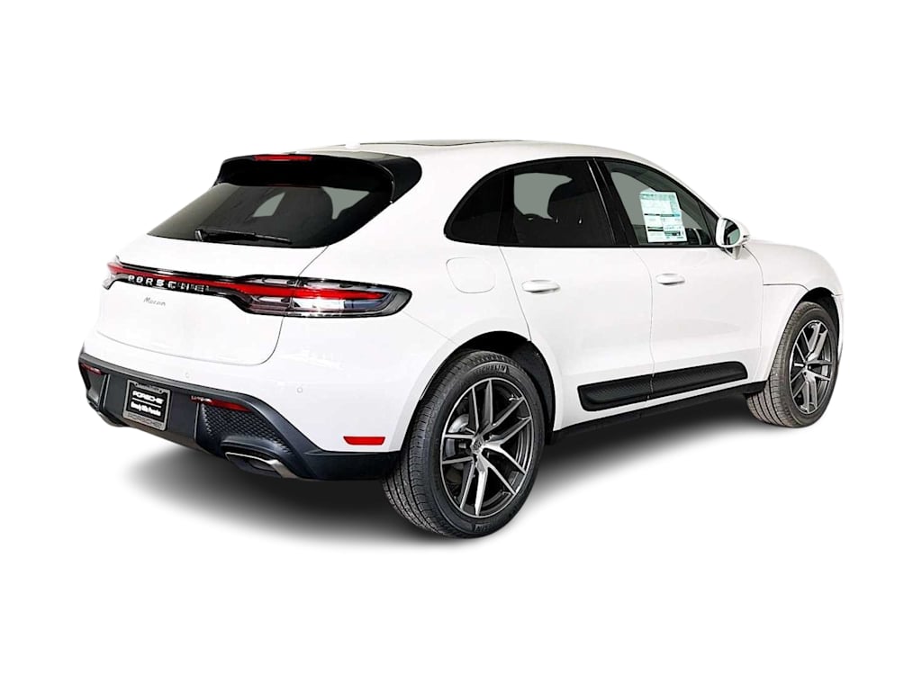 Thumbnail: 2026 Porsche Macan - 19