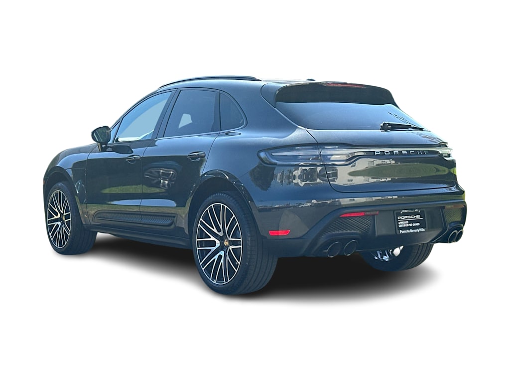 Thumbnail: 2026 Porsche Macan - 4