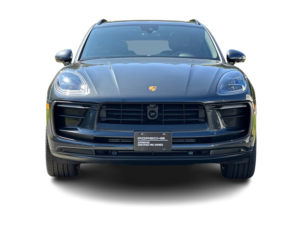 Thumbnail: 2026 Porsche Macan - 6