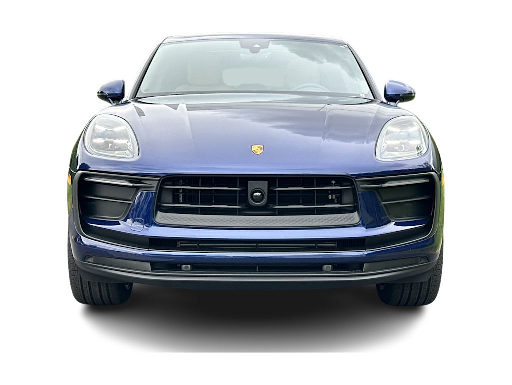 Thumbnail: 2026 Porsche Macan - 6
