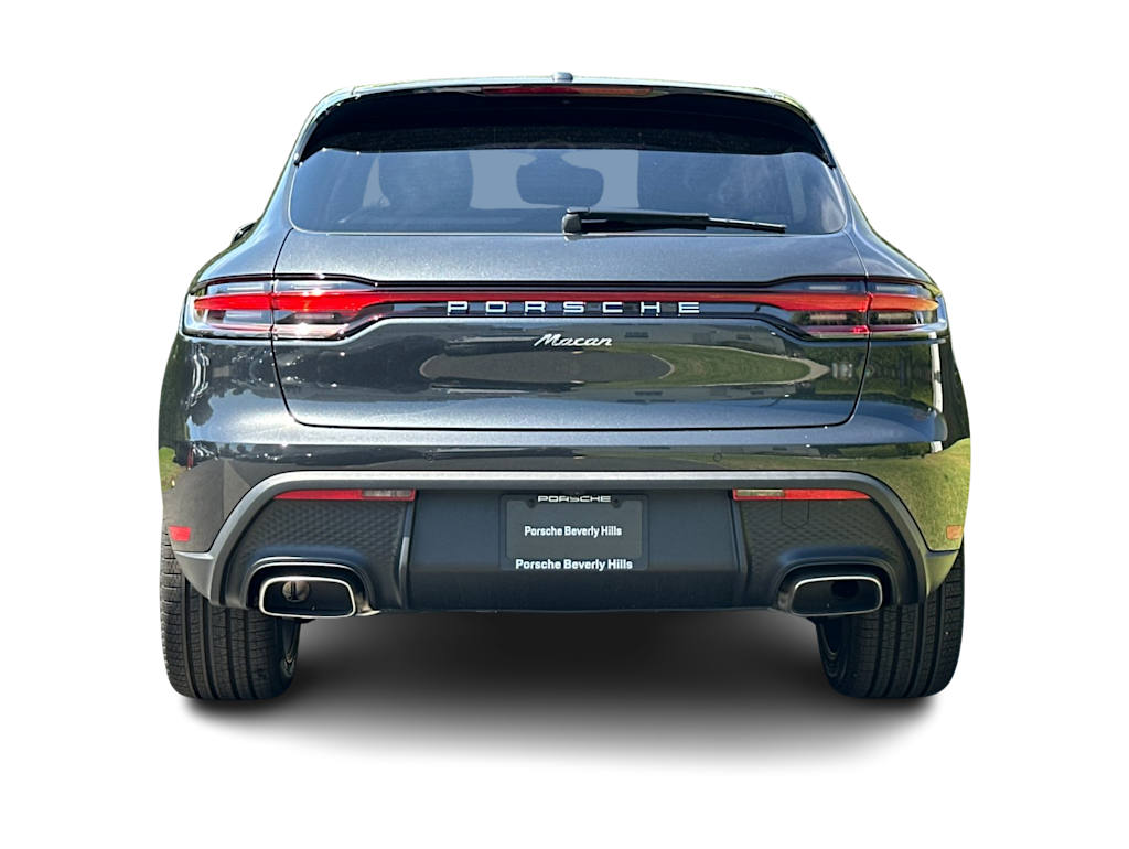 Thumbnail: 2026 Porsche Macan - 5
