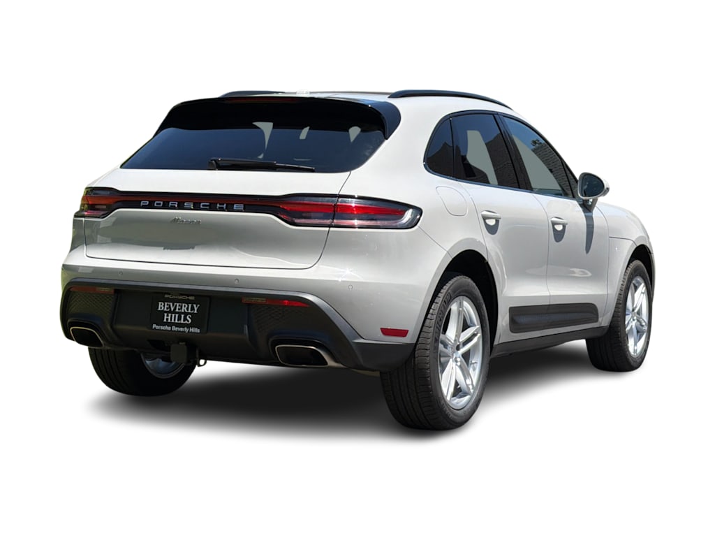 Thumbnail: 2026 Porsche Macan - 20
