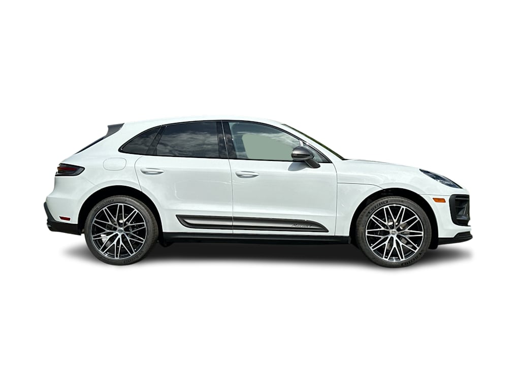 Thumbnail: 2026 Porsche Macan - 20