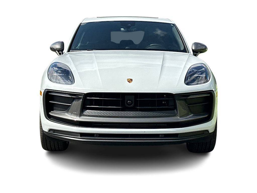 Thumbnail: 2026 Porsche Macan - 6