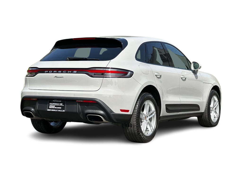 Thumbnail: 2023 Porsche Macan - 19