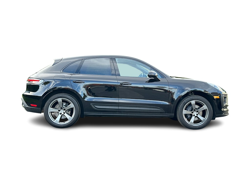 Thumbnail: 2025 Porsche Macan - 20