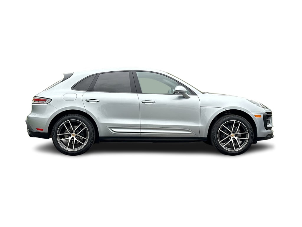 Thumbnail: 2025 Porsche Macan - 19