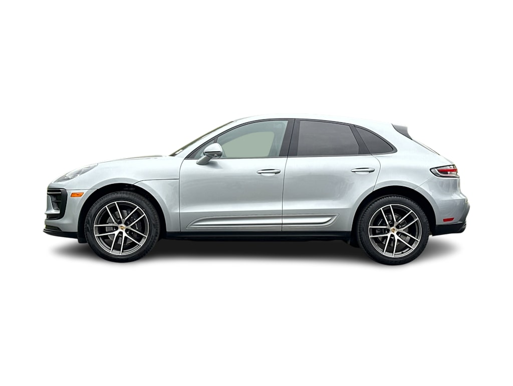 Thumbnail: 2025 Porsche Macan - 3