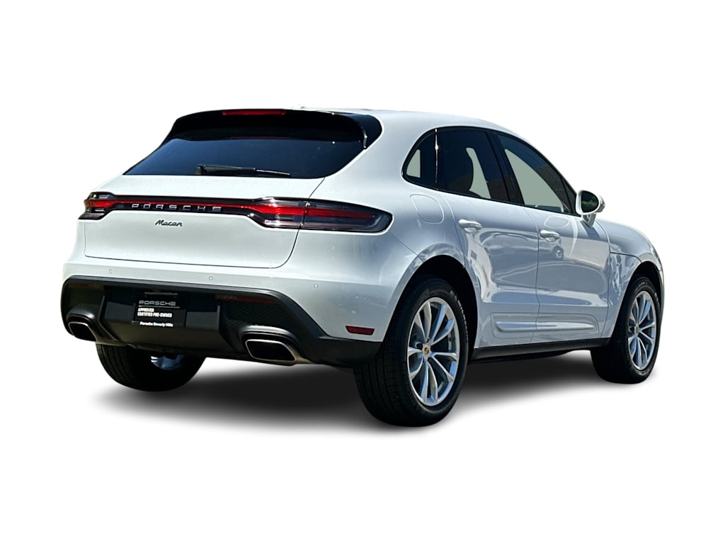 Thumbnail: 2025 Porsche Macan - 18