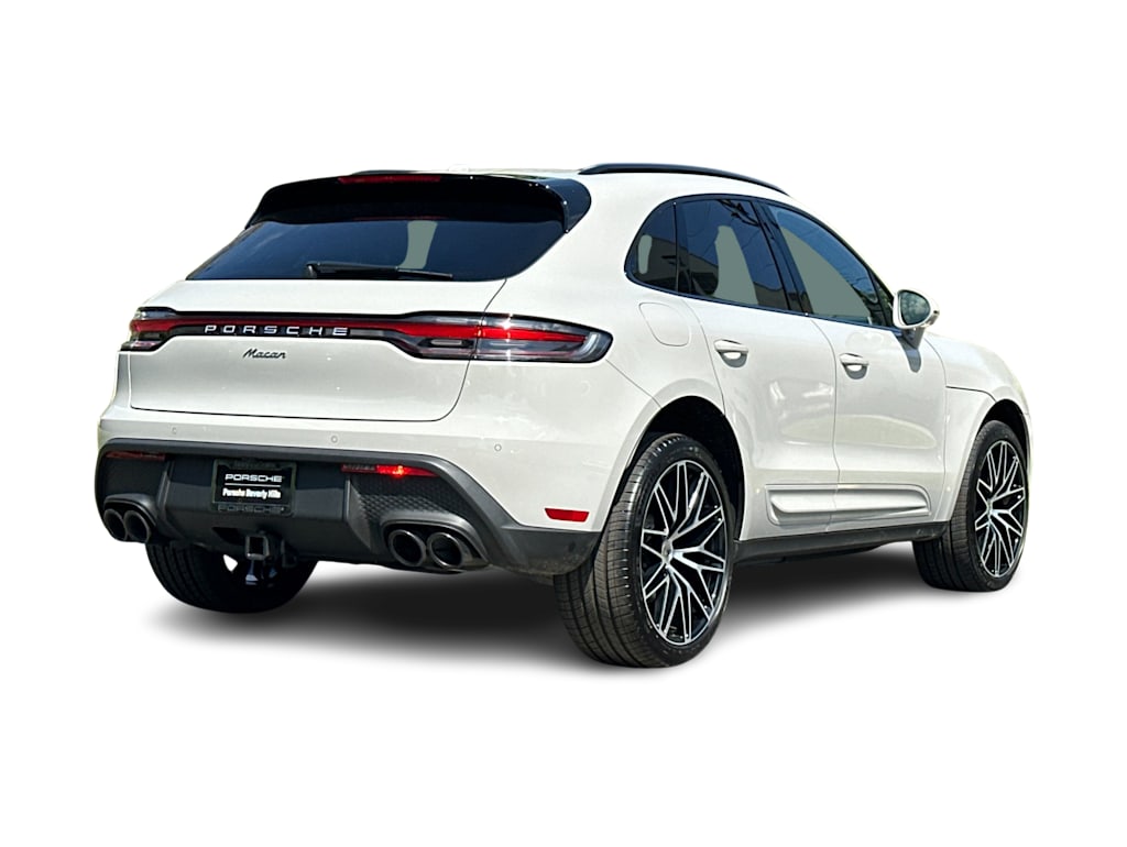 Thumbnail: 2026 Porsche Macan - 18