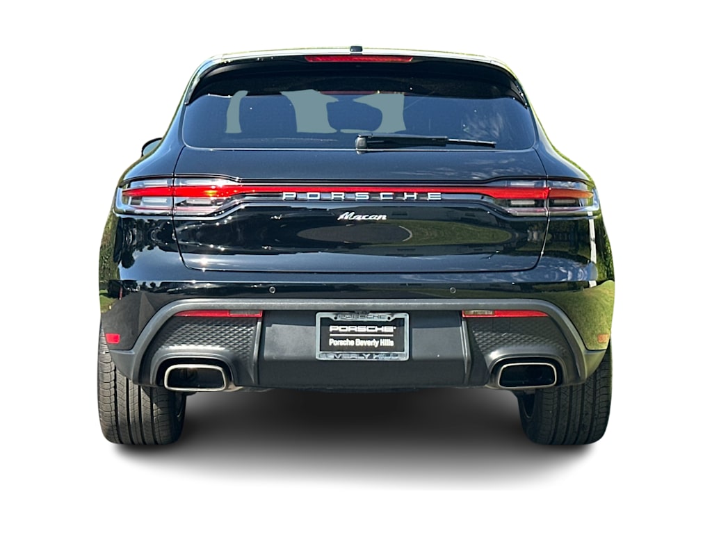 Thumbnail: 2026 Porsche Macan - 5