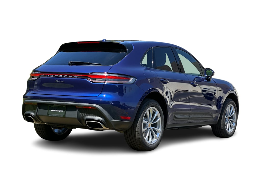 Thumbnail: 2026 Porsche Macan - 19