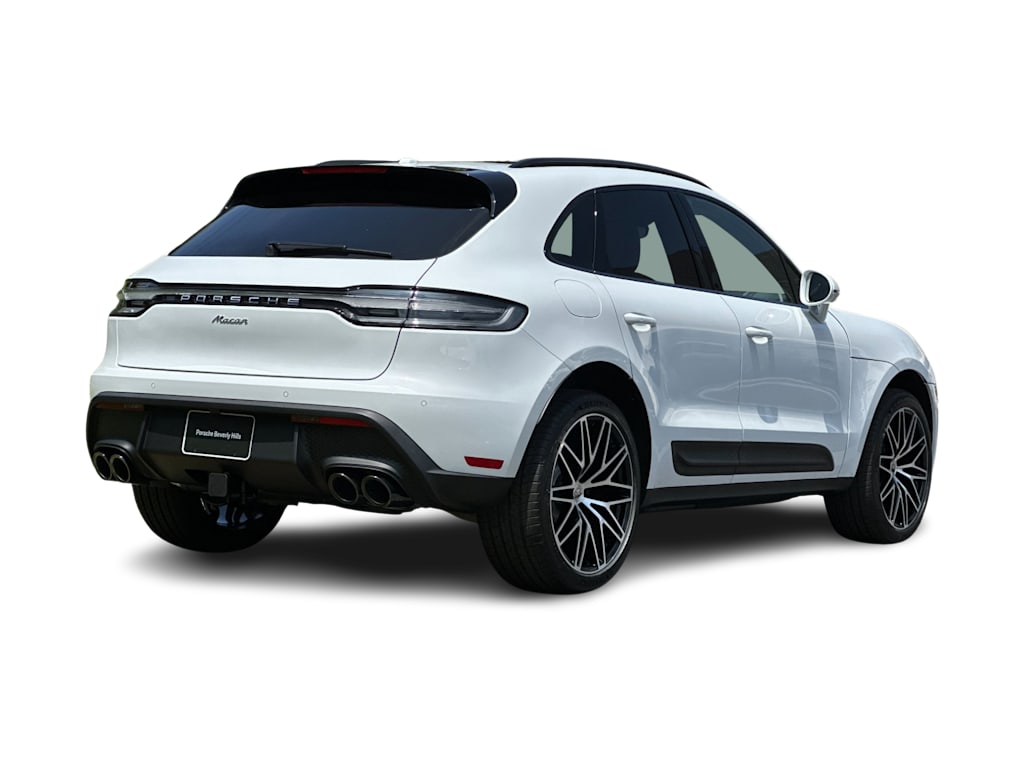 Thumbnail: 2026 Porsche Macan - 18