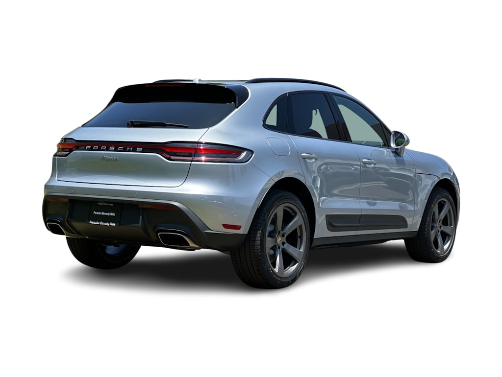 Thumbnail: 2026 Porsche Macan - 19