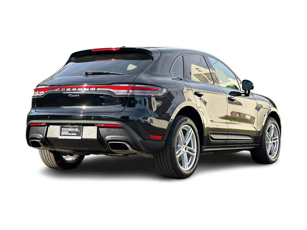 Thumbnail: 2025 Porsche Macan - 19