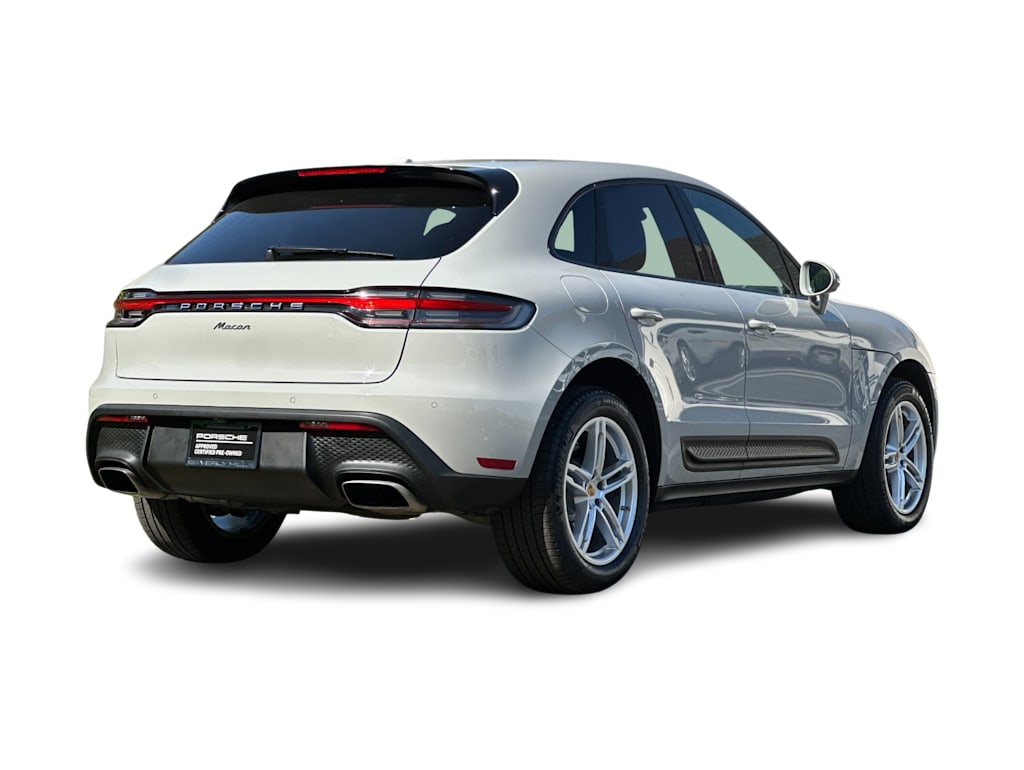 Thumbnail: 2025 Porsche Macan - 19
