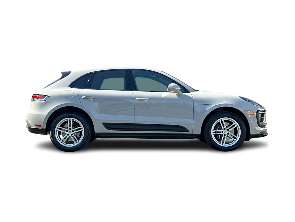 Thumbnail: 2025 Porsche Macan - 20