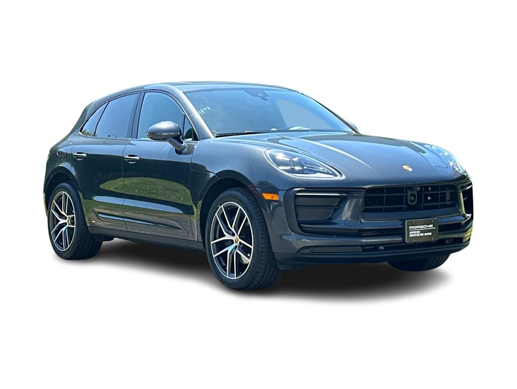 Thumbnail: 2025 Porsche Macan - 21