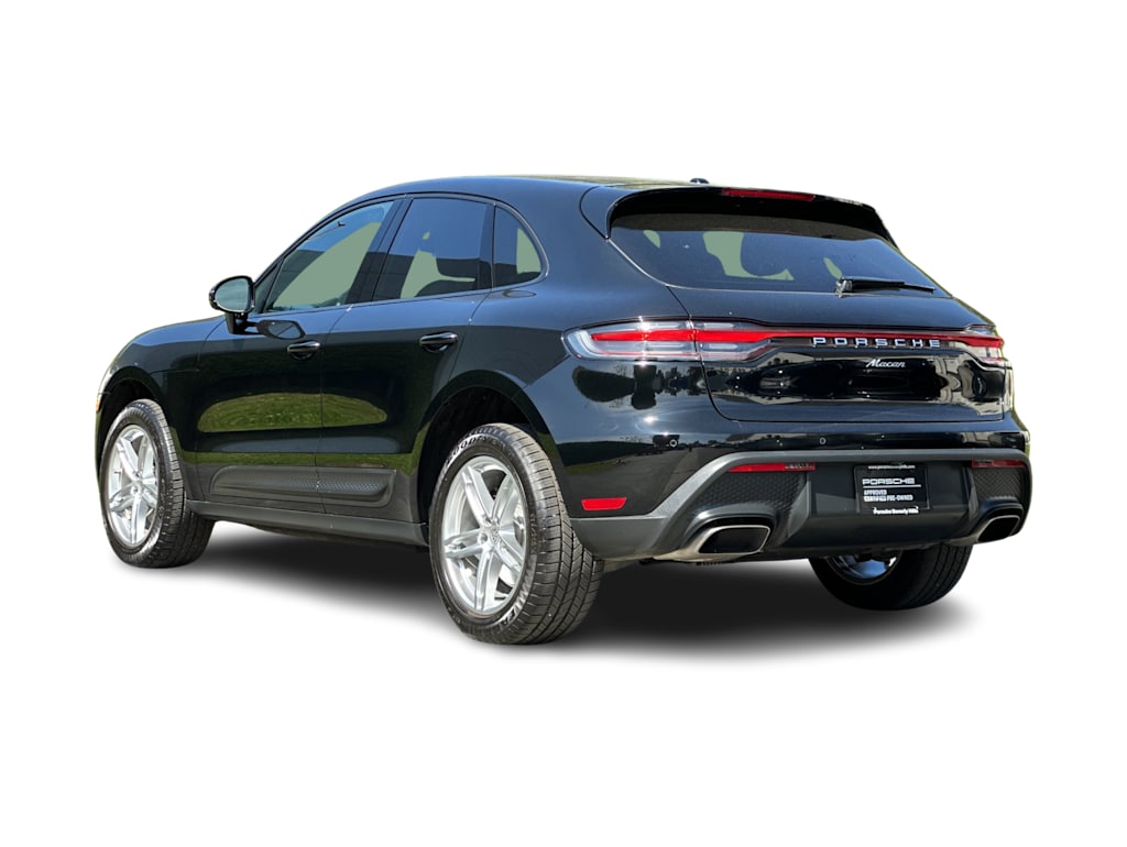 Thumbnail: 2025 Porsche Macan - 4