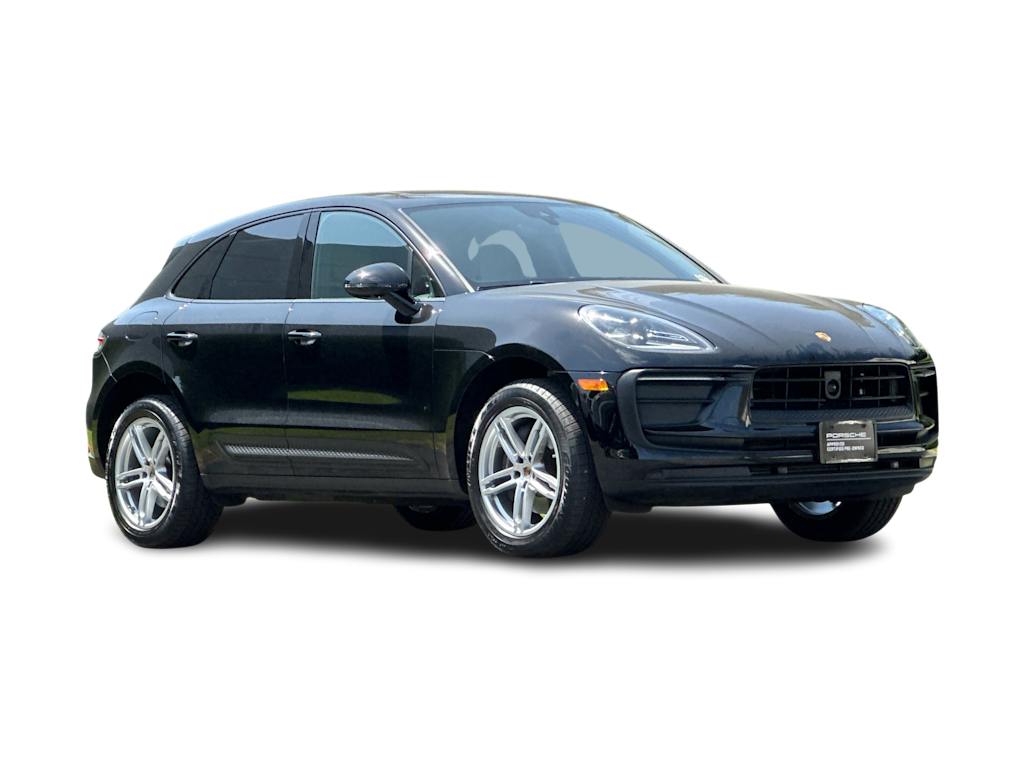Thumbnail: 2025 Porsche Macan - 20