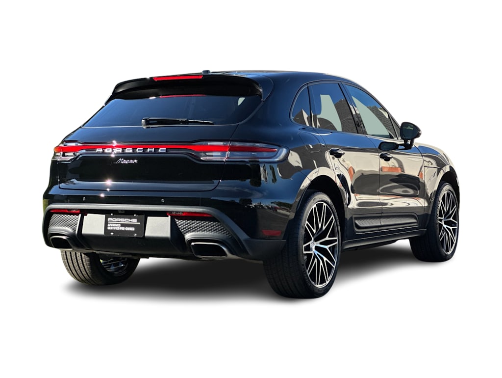 Thumbnail: 2025 Porsche Macan - 19