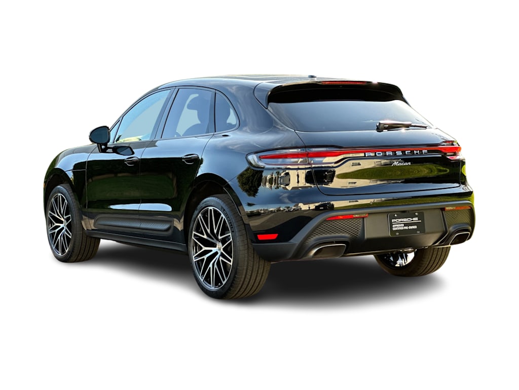 Thumbnail: 2025 Porsche Macan - 4