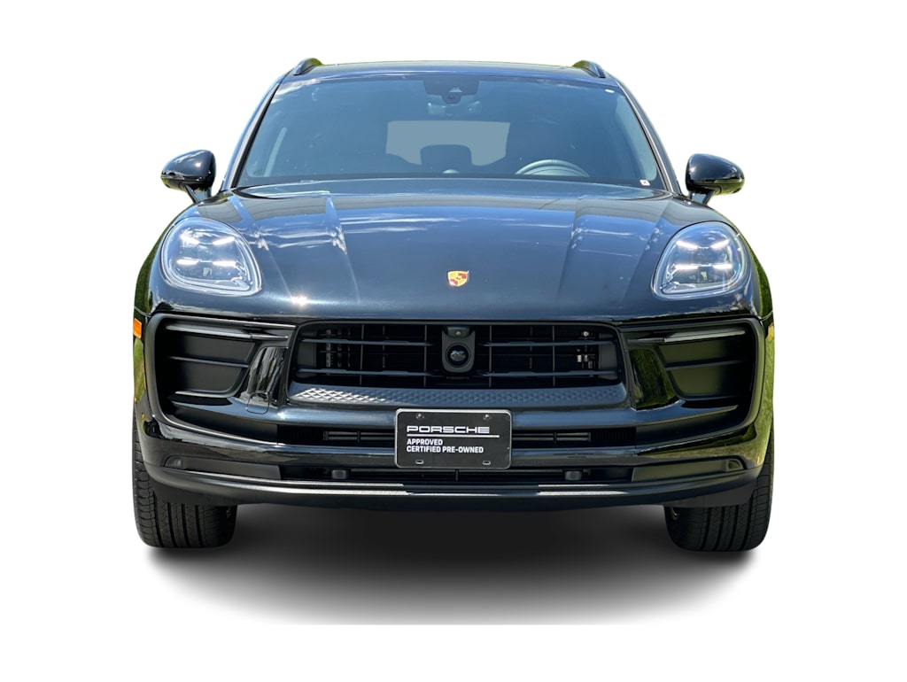 Thumbnail: 2026 Porsche Macan - 20