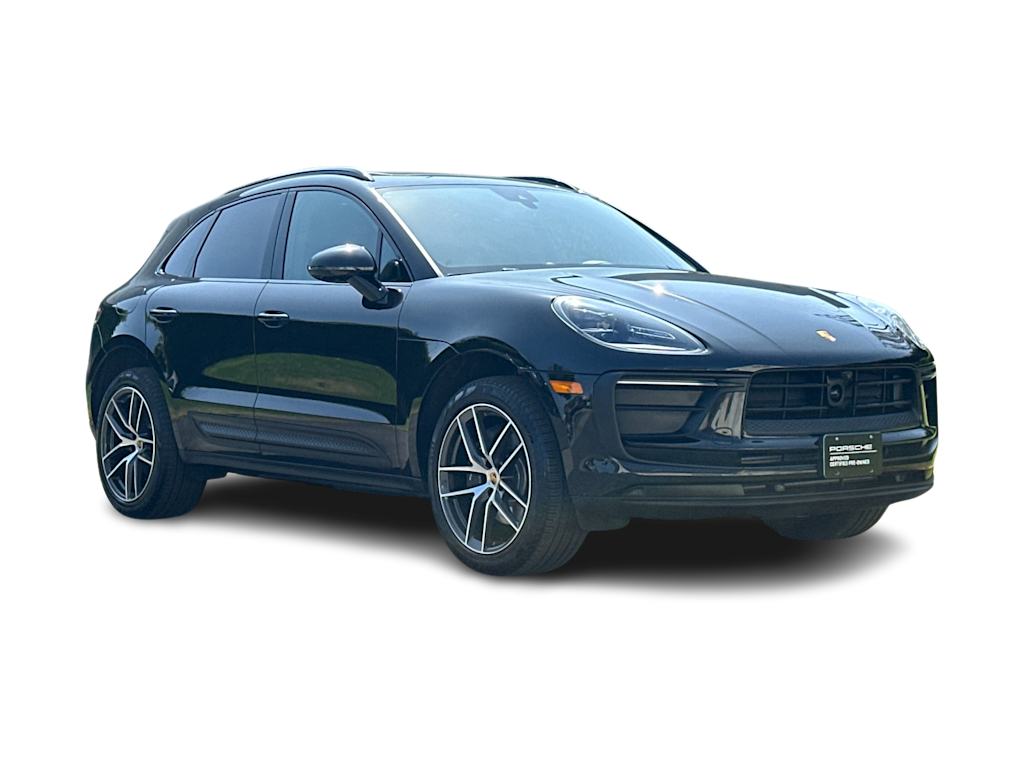 Thumbnail: 2026 Porsche Macan - 21