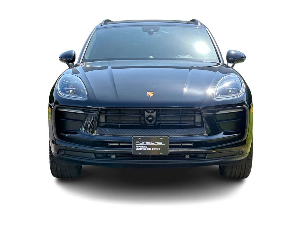 Thumbnail: 2026 Porsche Macan - 6