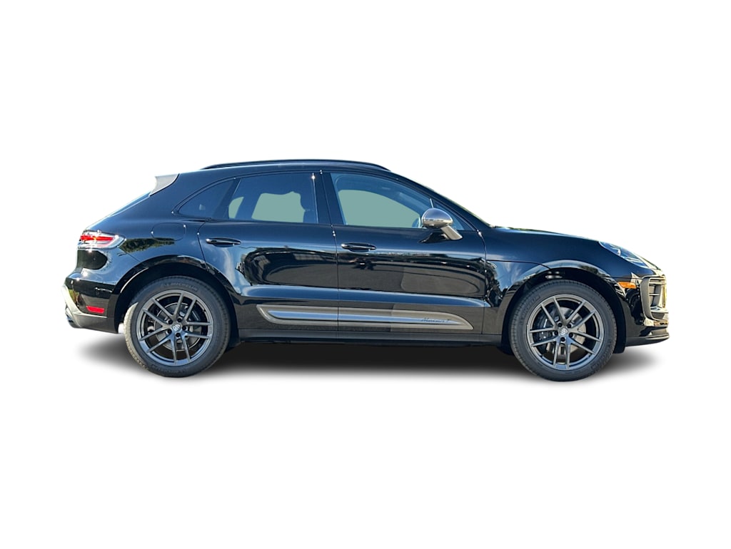 Thumbnail: 2026 Porsche Macan - 19