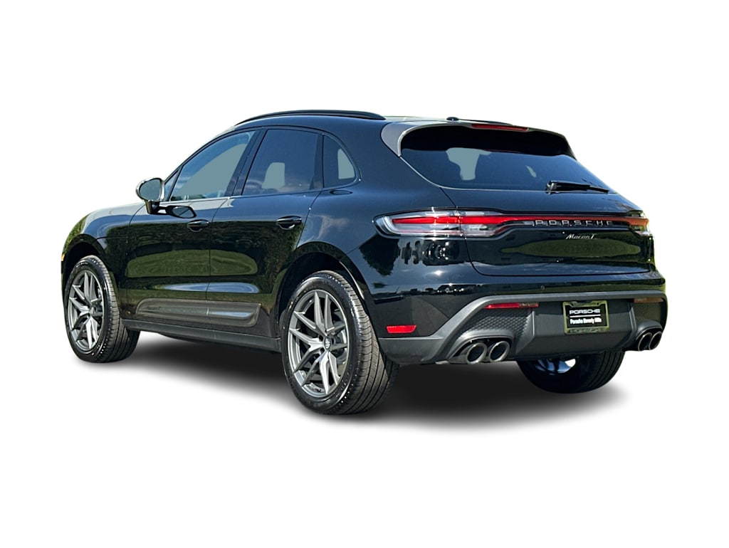 Thumbnail: 2026 Porsche Macan - 4