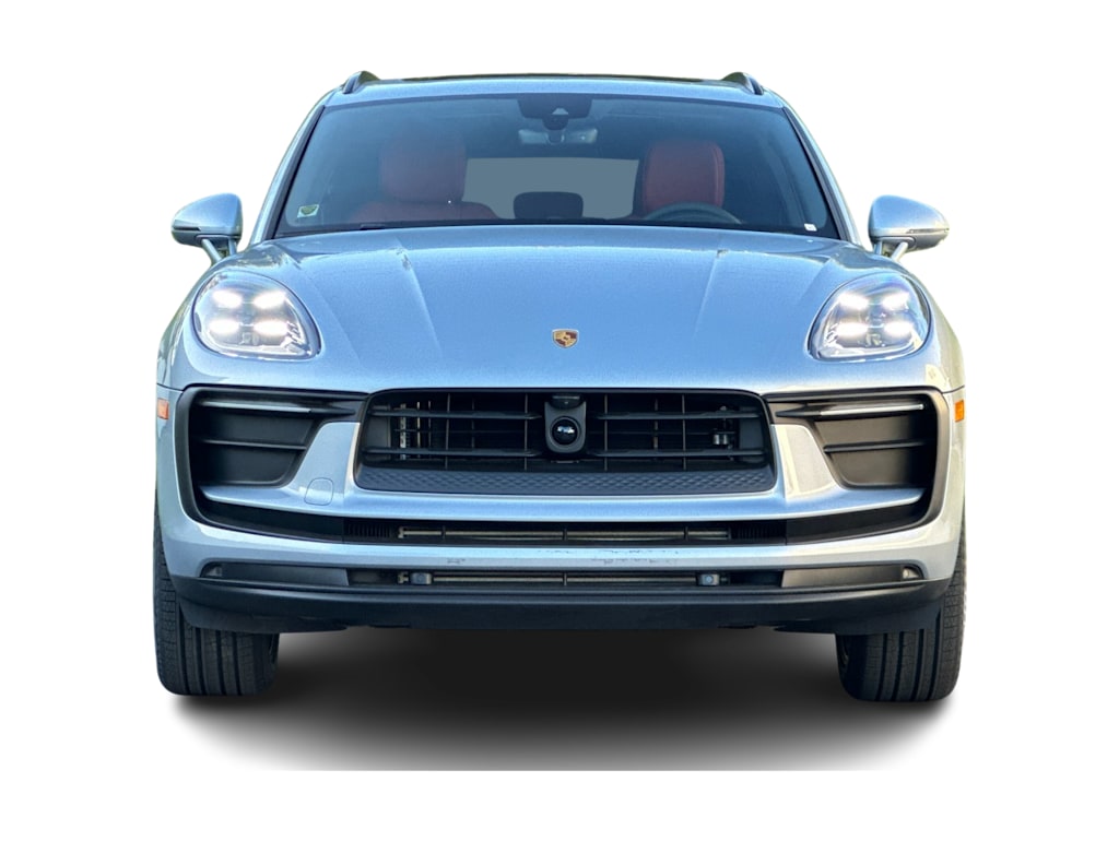 Thumbnail: 2026 Porsche Macan - 6
