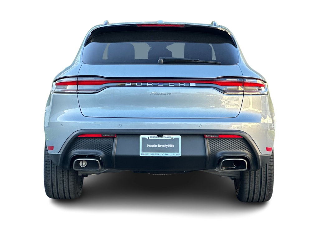 Thumbnail: 2026 Porsche Macan - 5
