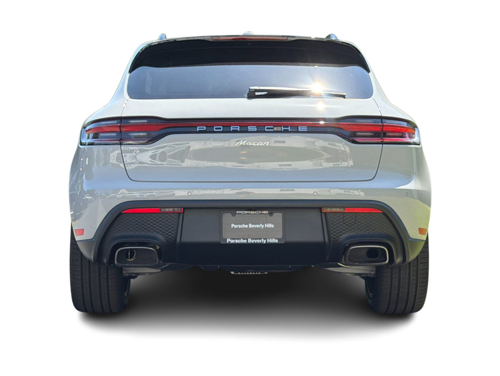 Thumbnail: 2026 Porsche Macan - 5