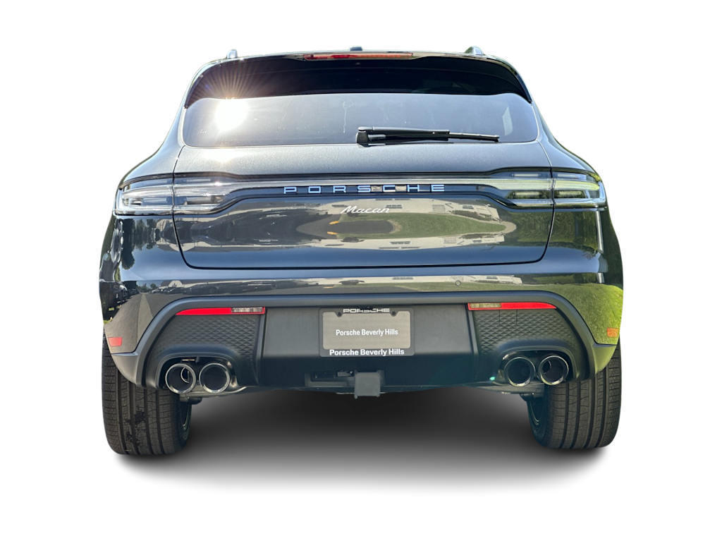 Thumbnail: 2026 Porsche Macan - 5