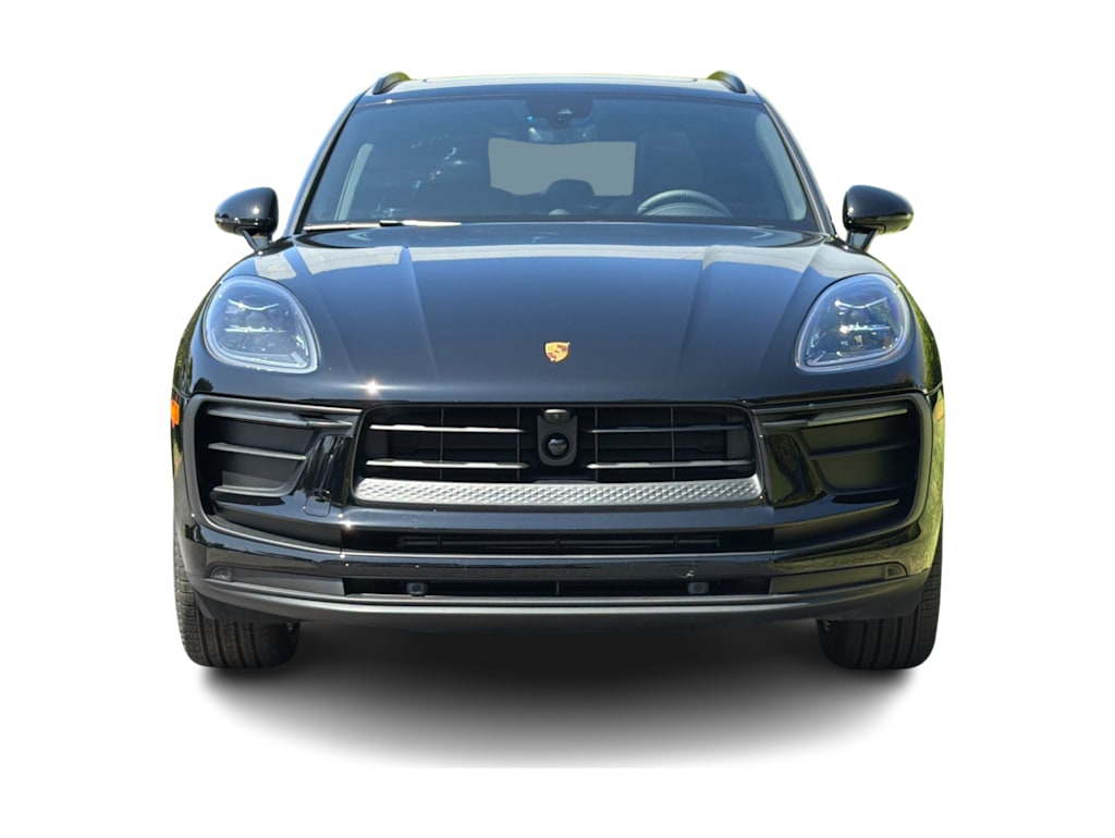 Thumbnail: 2026 Porsche Macan - 6